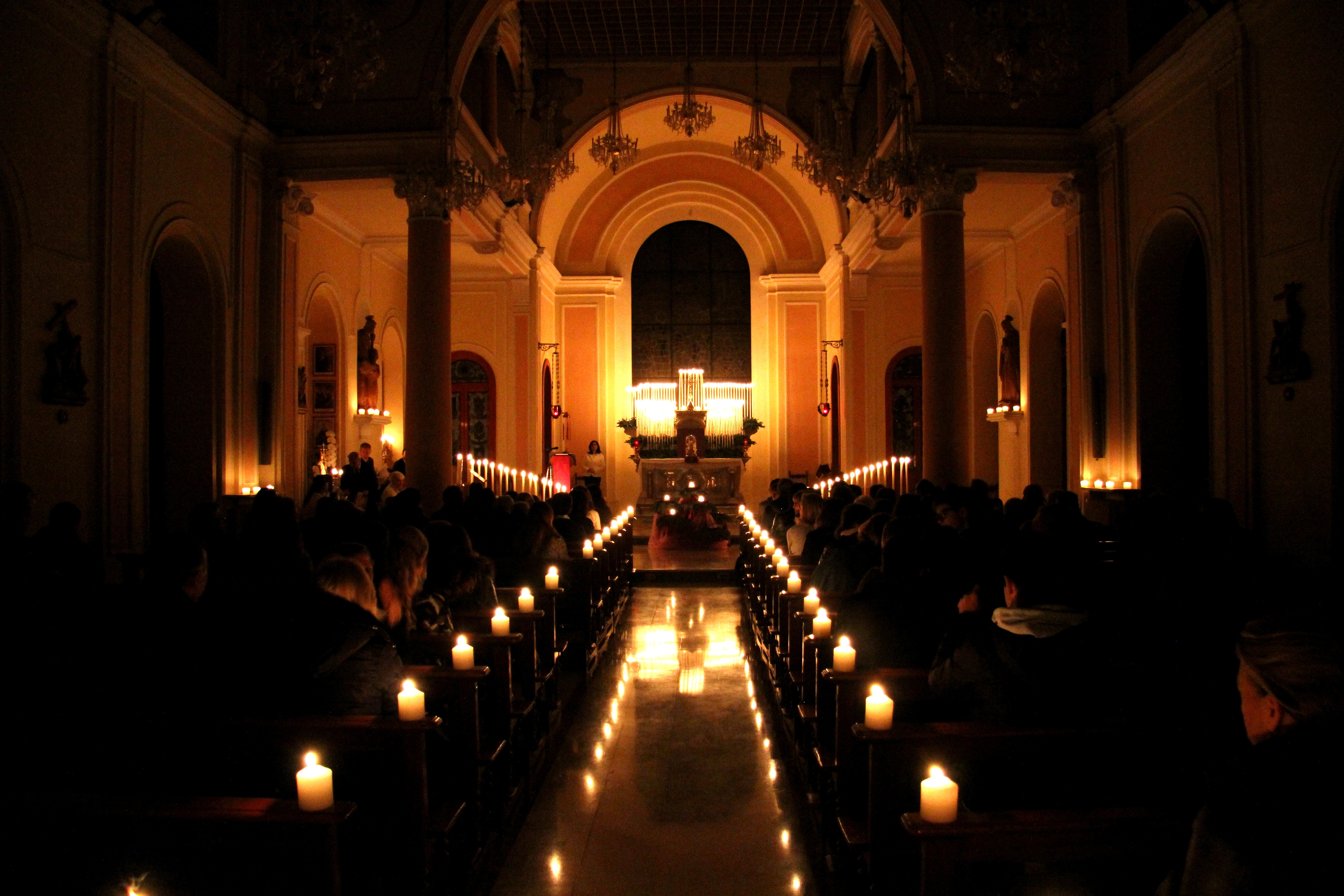 MESSA «RORATE» messa rorate